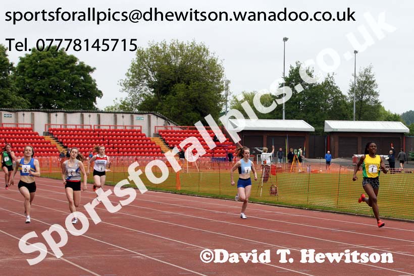 Womens under-17s, UK Under-20/17s Youth Development League, Gateshead Stadium. Photo: David T. Hewitson/Sports for All Pics